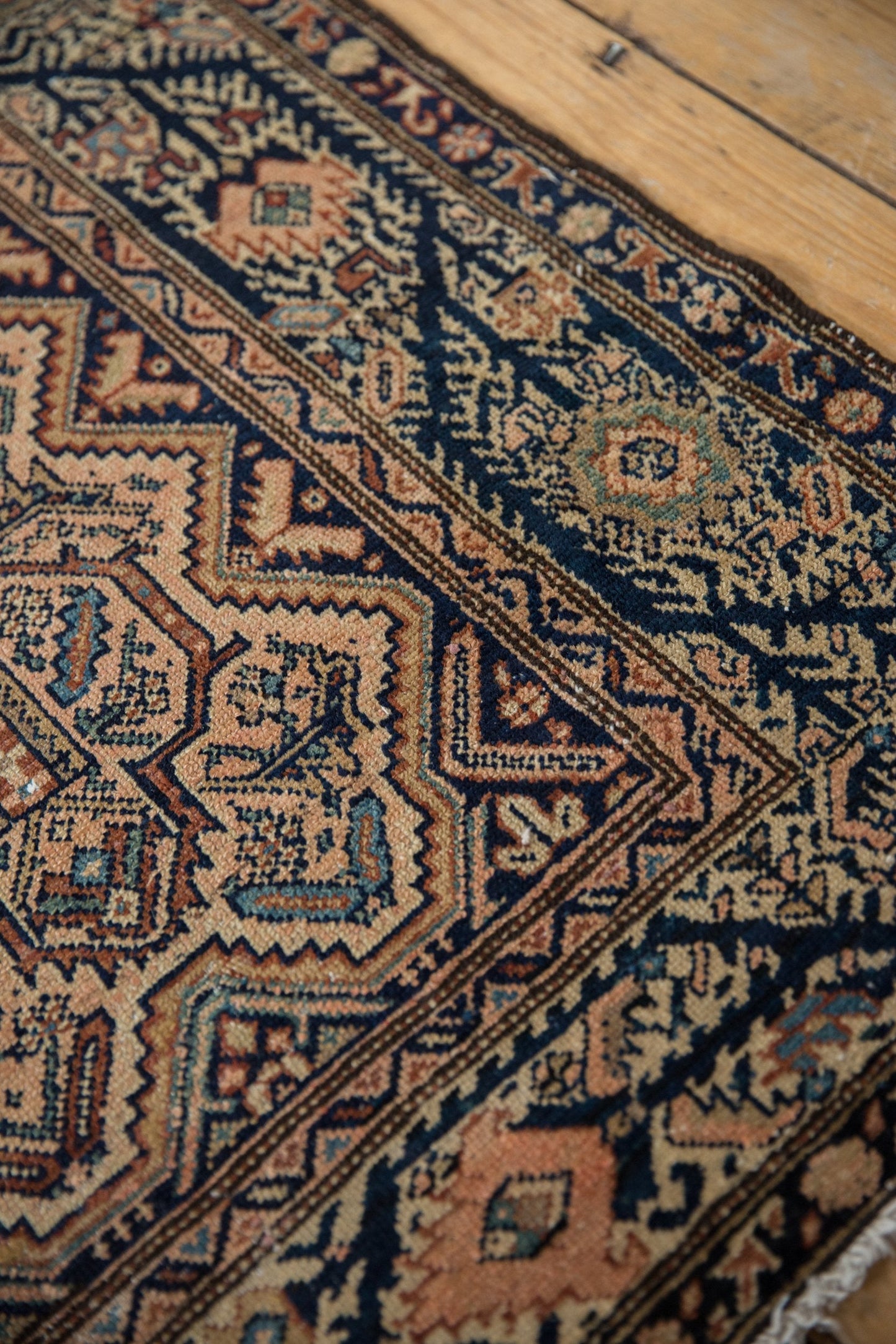 5x6 Vintage Fine Malayer Square Rug