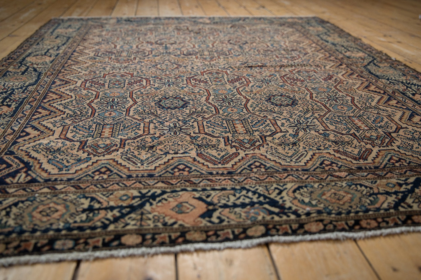 5x6 Vintage Fine Malayer Square Rug