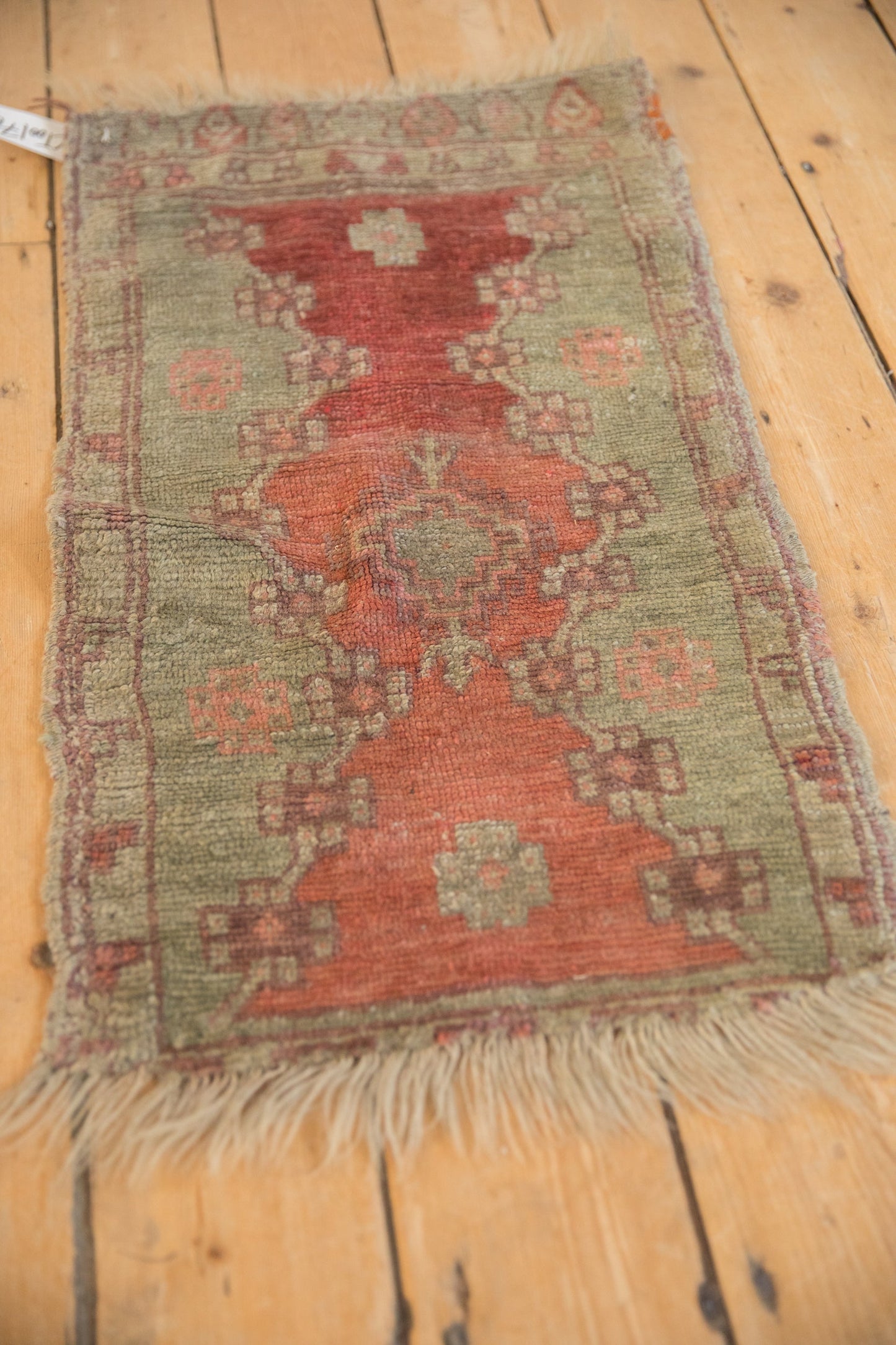 1.5x3 Antique Oushak Rug Mat