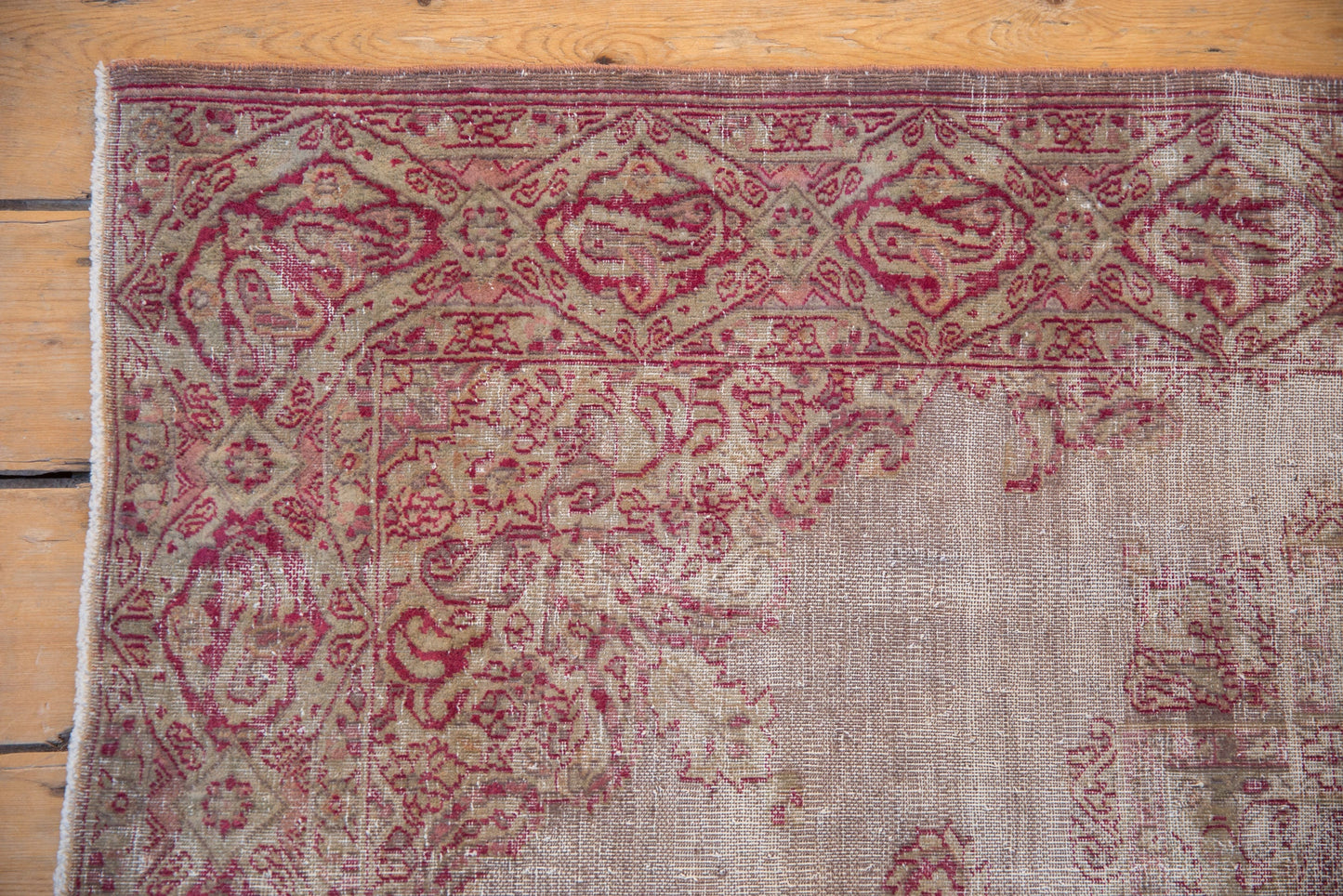 3x5 Distressed Sivas Rug