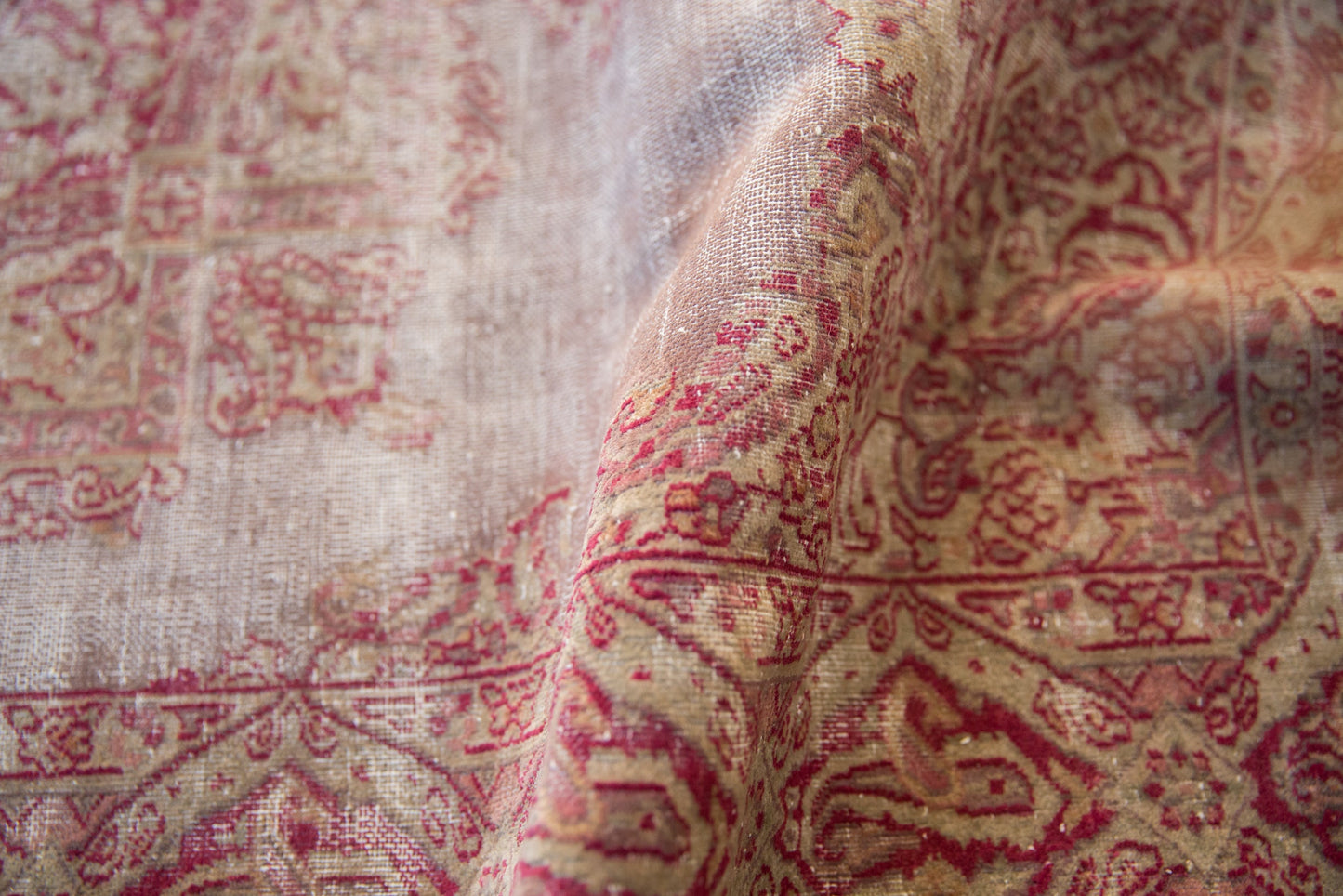 3x5 Distressed Sivas Rug