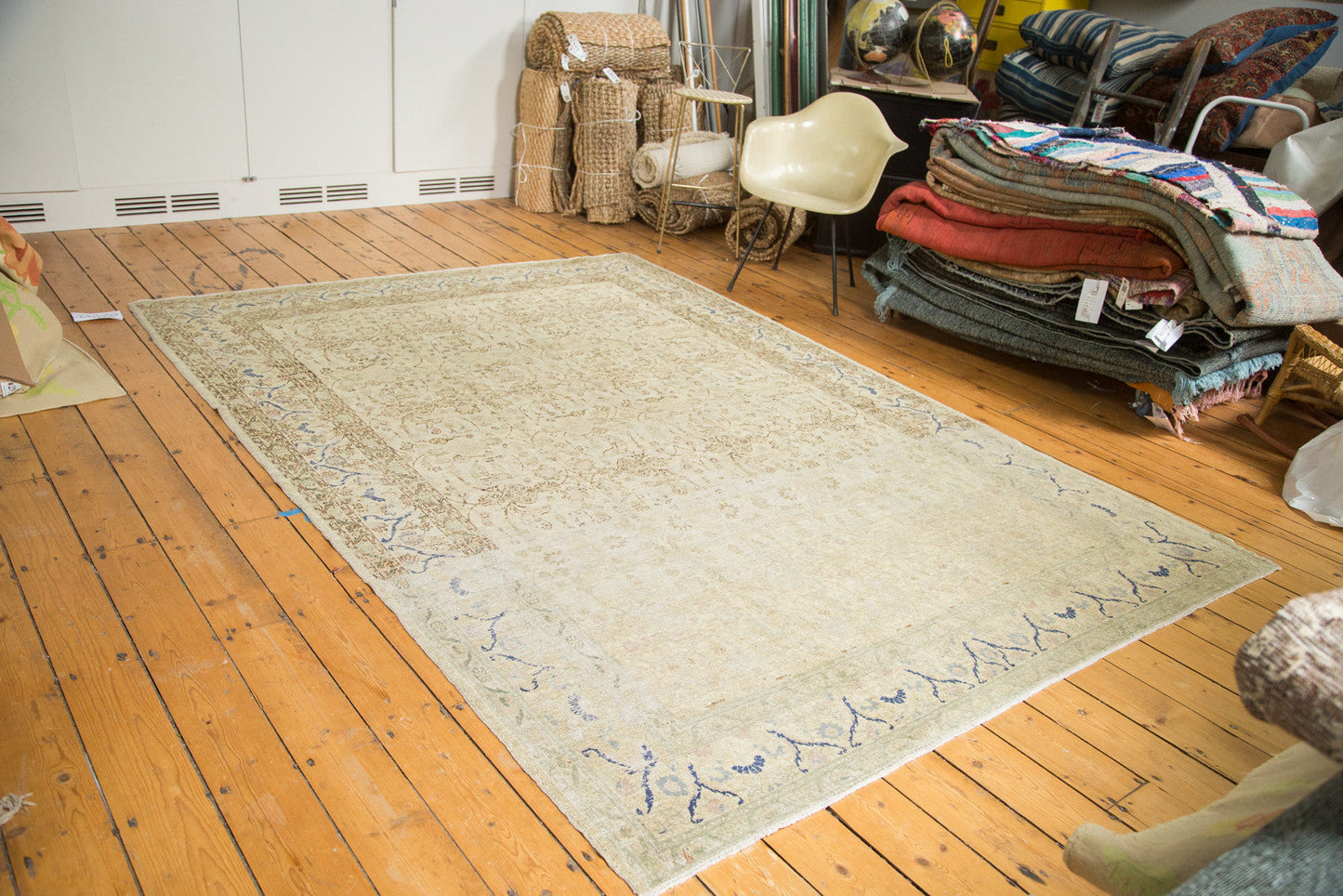 7x10 Vintage Distressed Sivas Carpet