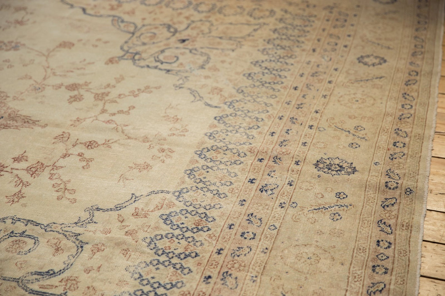 11x14.5 Vintage Distressed Sparta Carpet