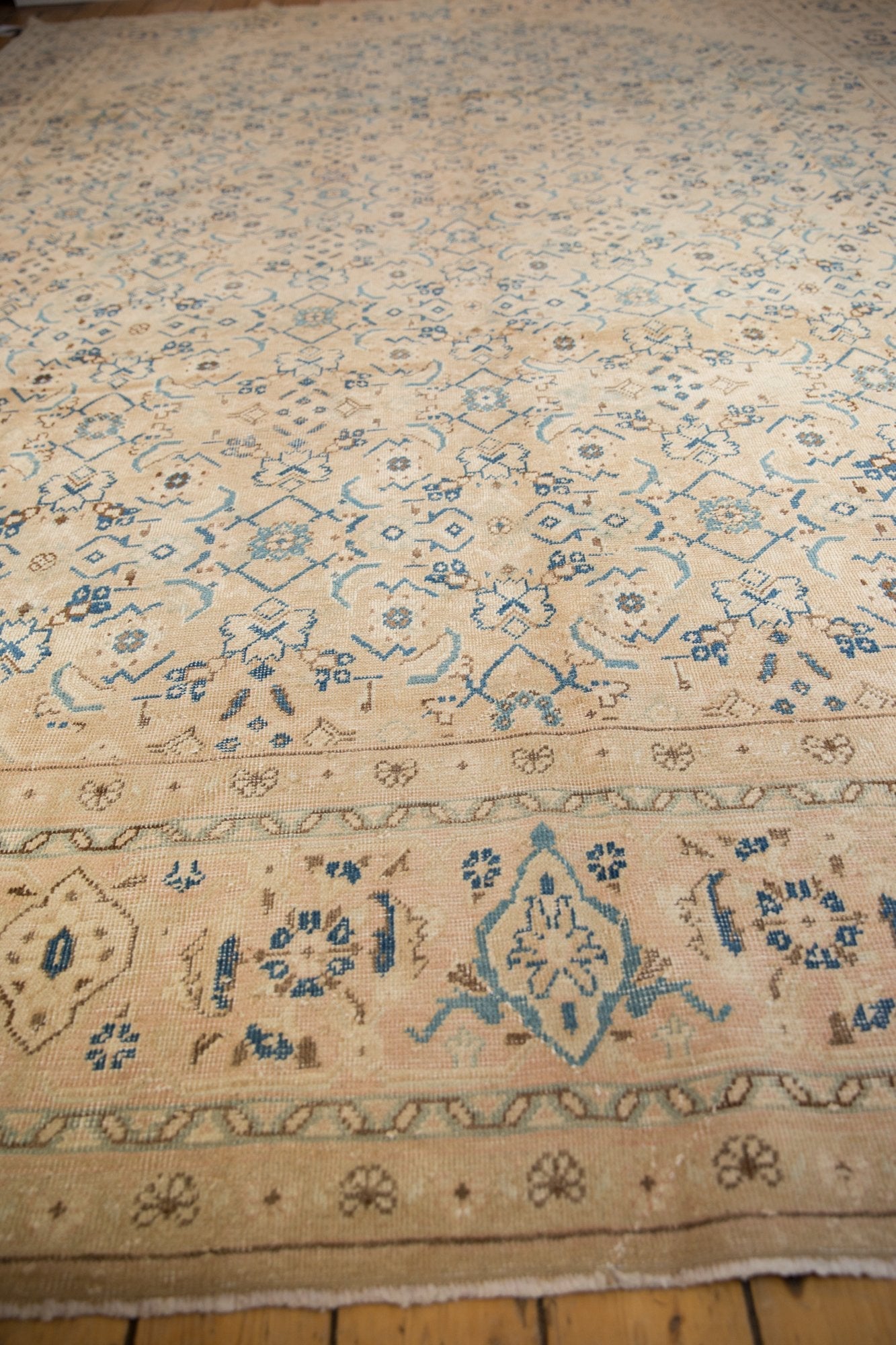 10.5x14 Vintage Mahal Carpet