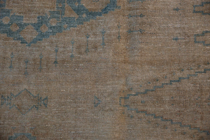 7x10.5 Vintage Distressed Veece Carpet