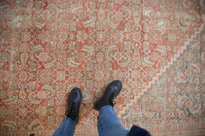10.5x13 Vintage Distressed Mahal Carpet