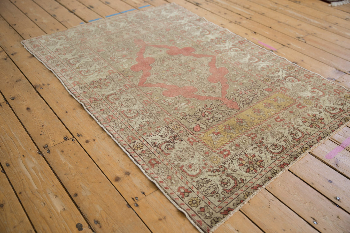 4x5.5 Vintage Distressed Kayseri Rug