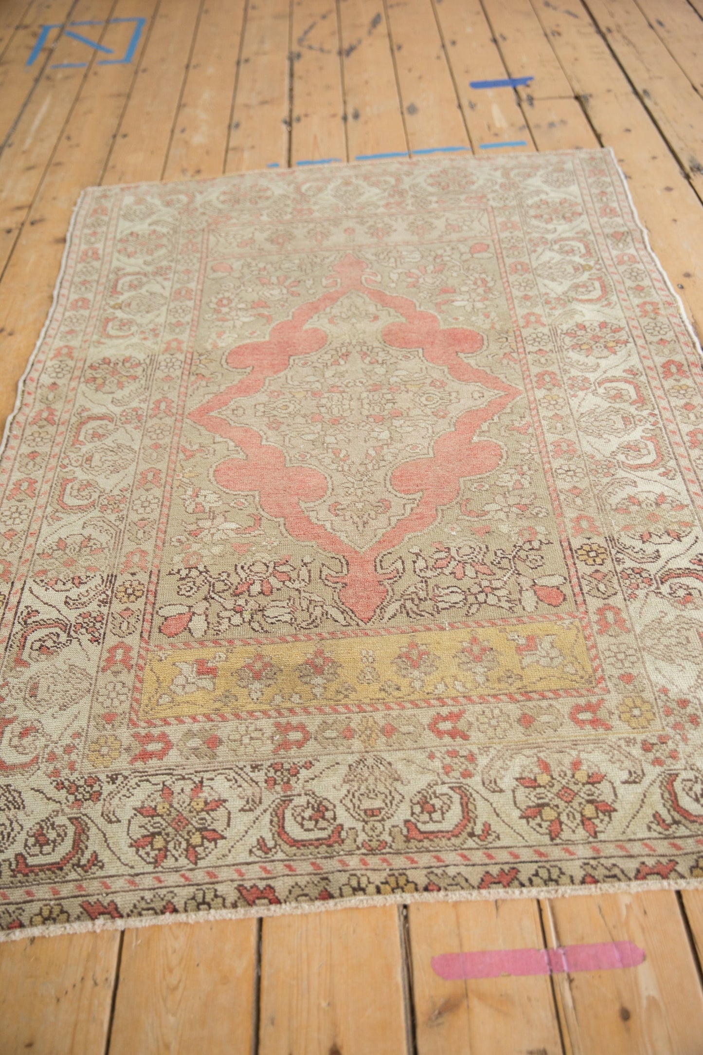 4x5.5 Vintage Distressed Kayseri Rug
