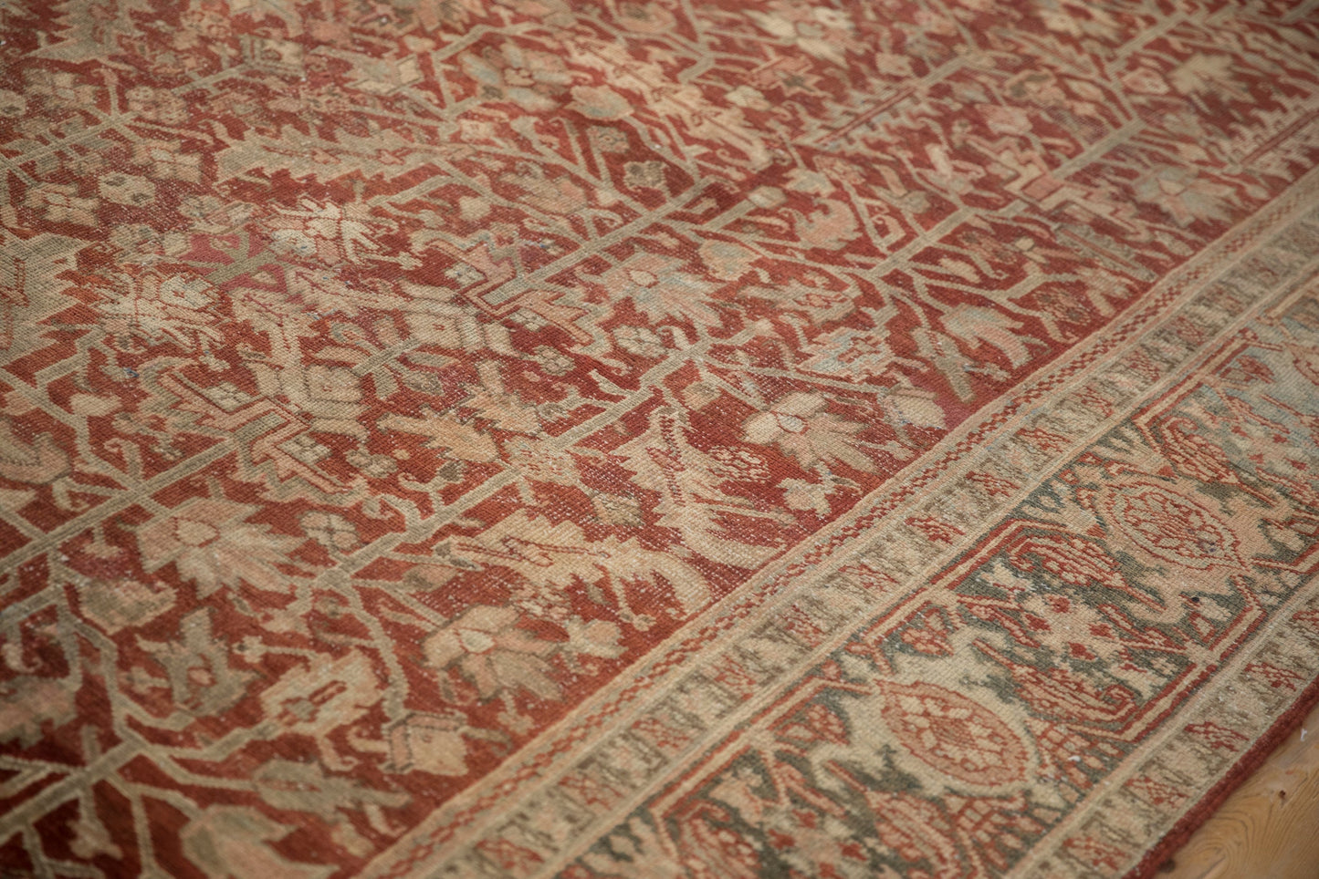8x11.5 Vintage Fine Distressed Heriz Carpet