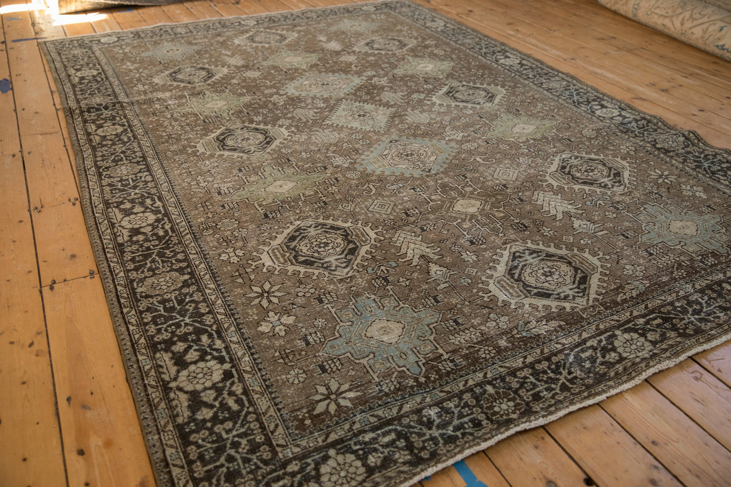 7x10 Vintage Fine Heriz Carpet