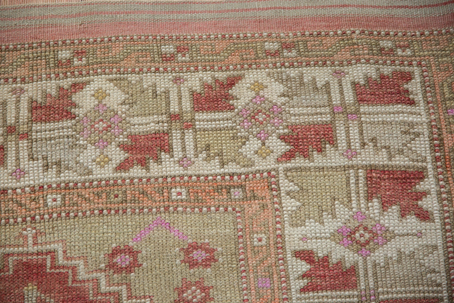 3.5x5.5 Vintage Distressed Melas Rug