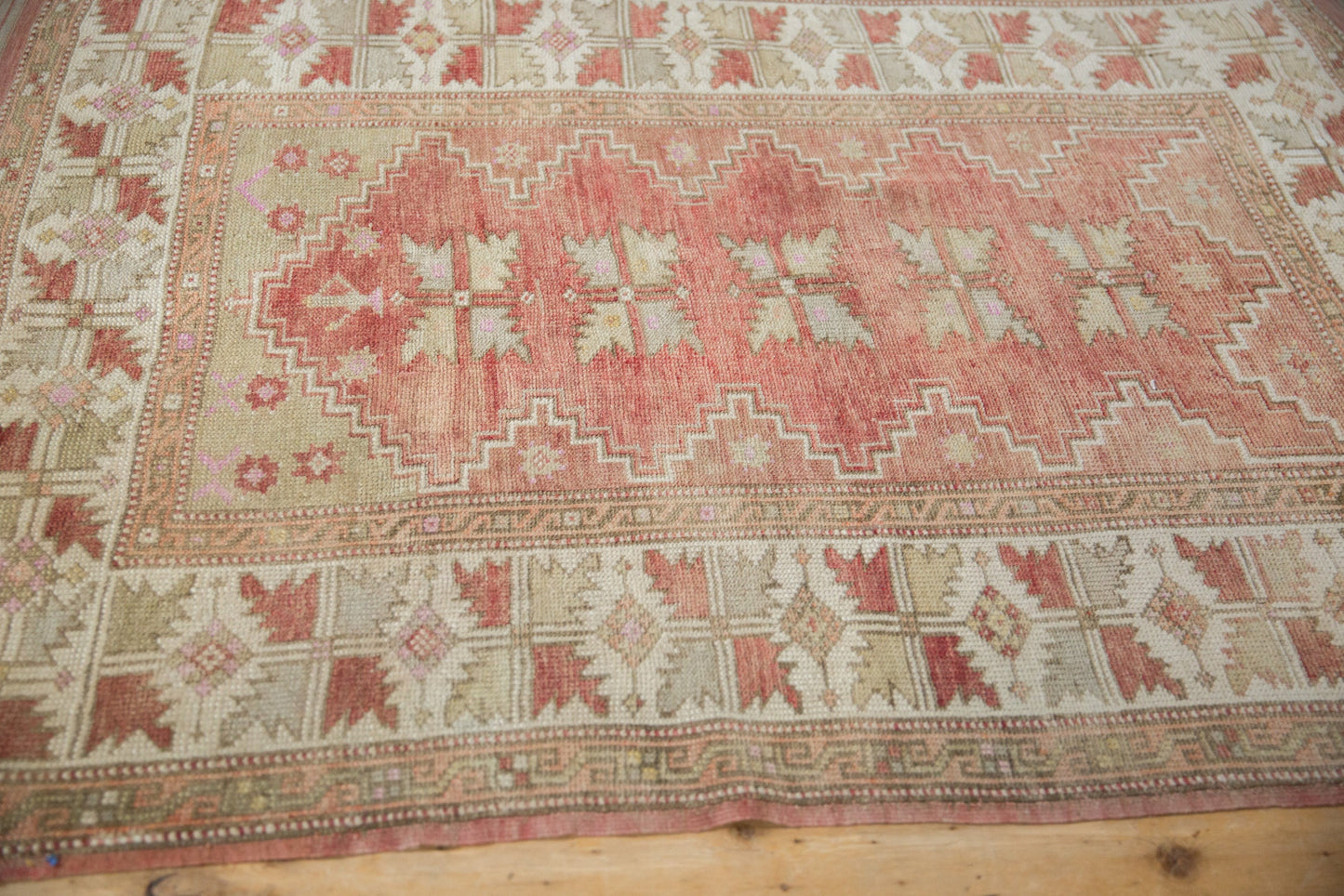 3.5x5.5 Vintage Distressed Melas Rug