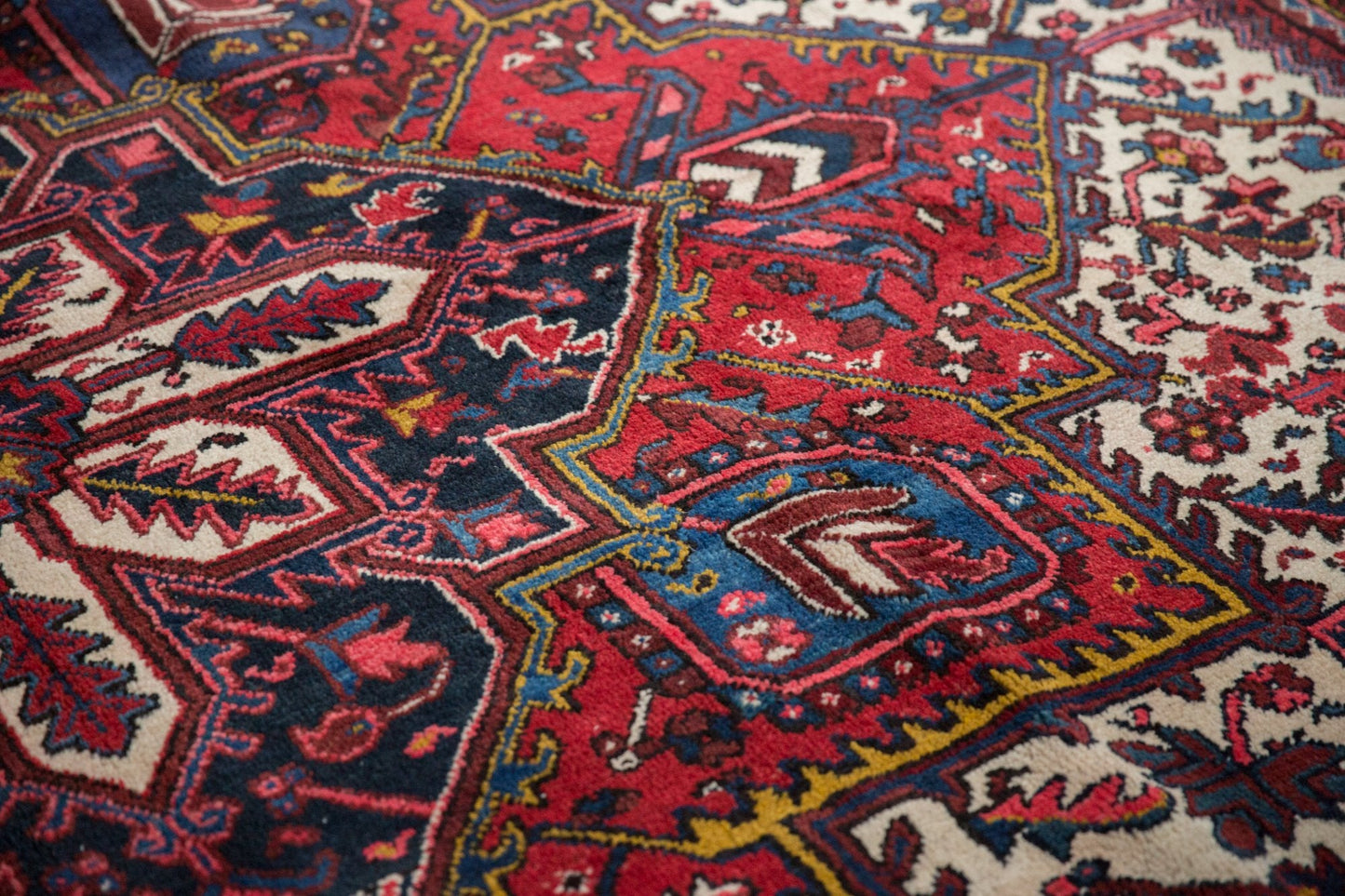 11.5x21.5 Vintage Mehrivan Carpet