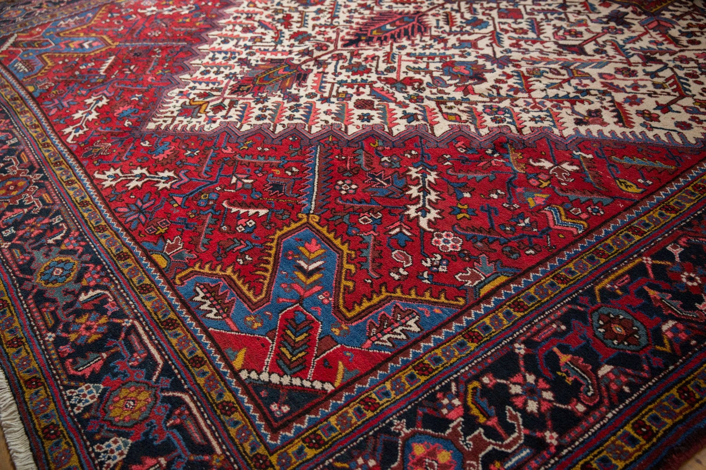 11.5x21.5 Vintage Mehrivan Carpet
