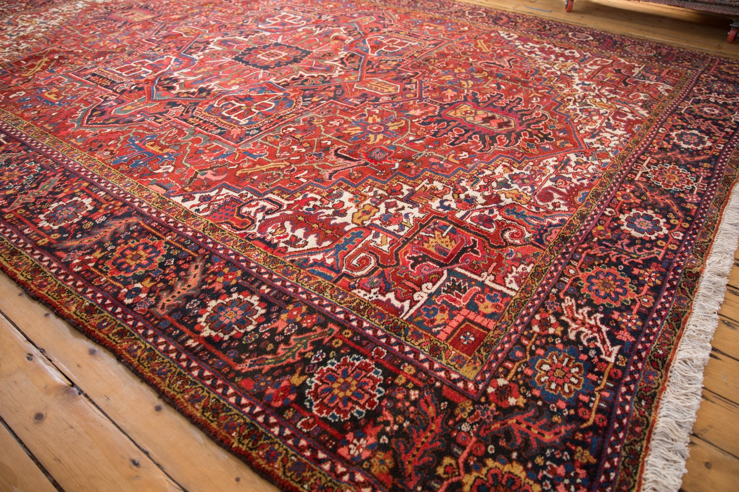 10.5x14.5 Vintage Heriz Carpet