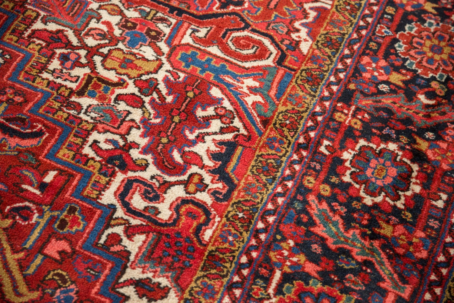 10.5x14.5 Vintage Heriz Carpet