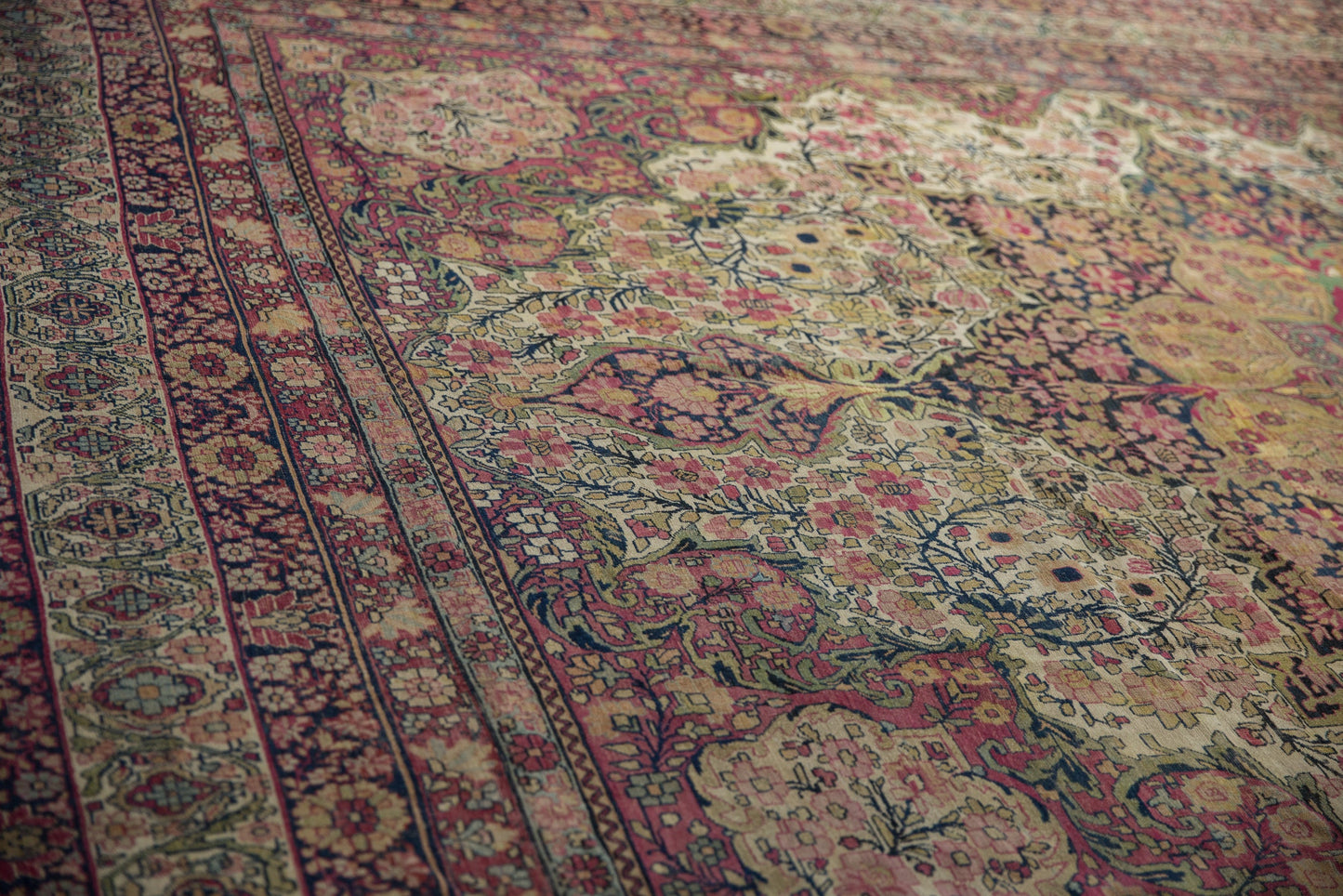 11x15 Antique Kermanshah Carpet