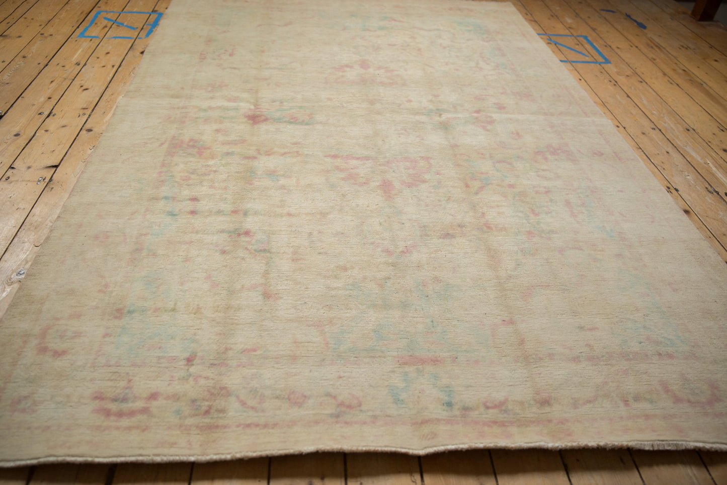 6x9 Vintage Distressed Bulgarian Polonaise Design Carpet