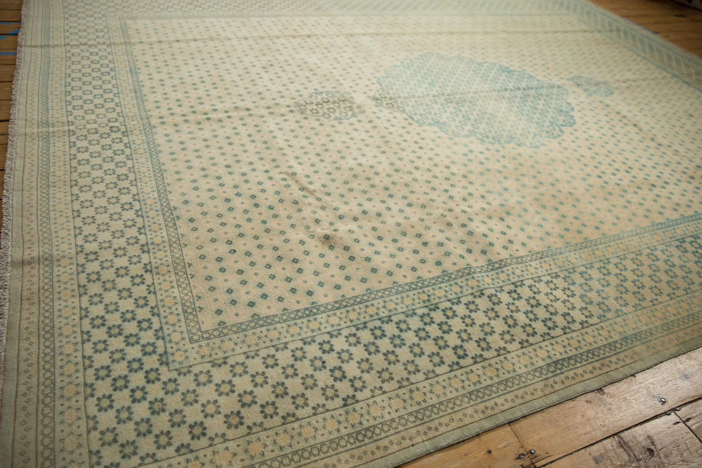 9x11.5 Vintage Distressed Bulgarian Tabriz Design Carpet