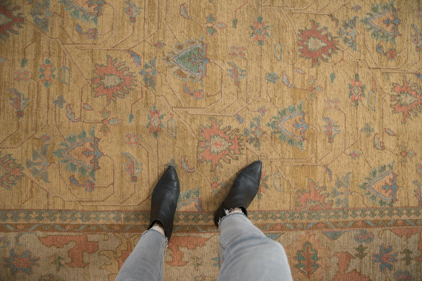 10x13.5 Vintage Tea Washed Indian Soumac Design Carpet