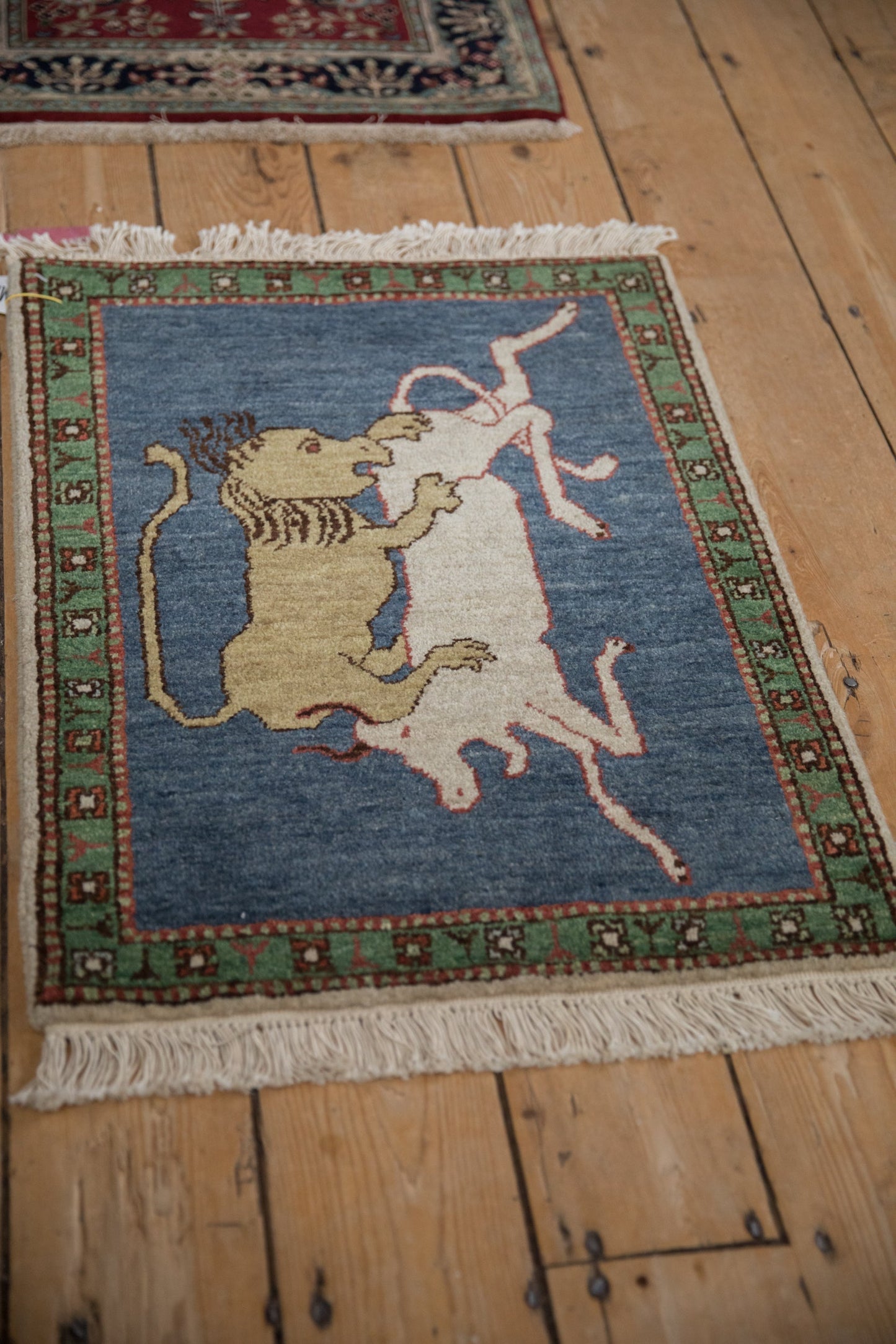 2x2.5 Vintage Pictorial Armenian Hunting Scene Design Square Rug Mat