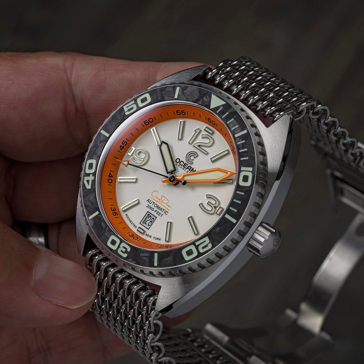 Core Diver - Eclipse Carbon - 2 Straps Included!
