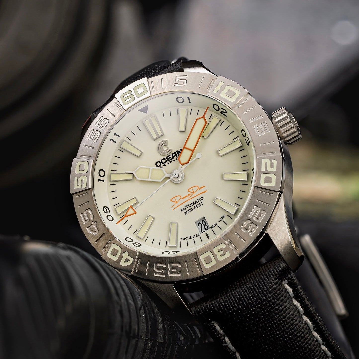 Dream Diver 2025 - Coastal Frost White