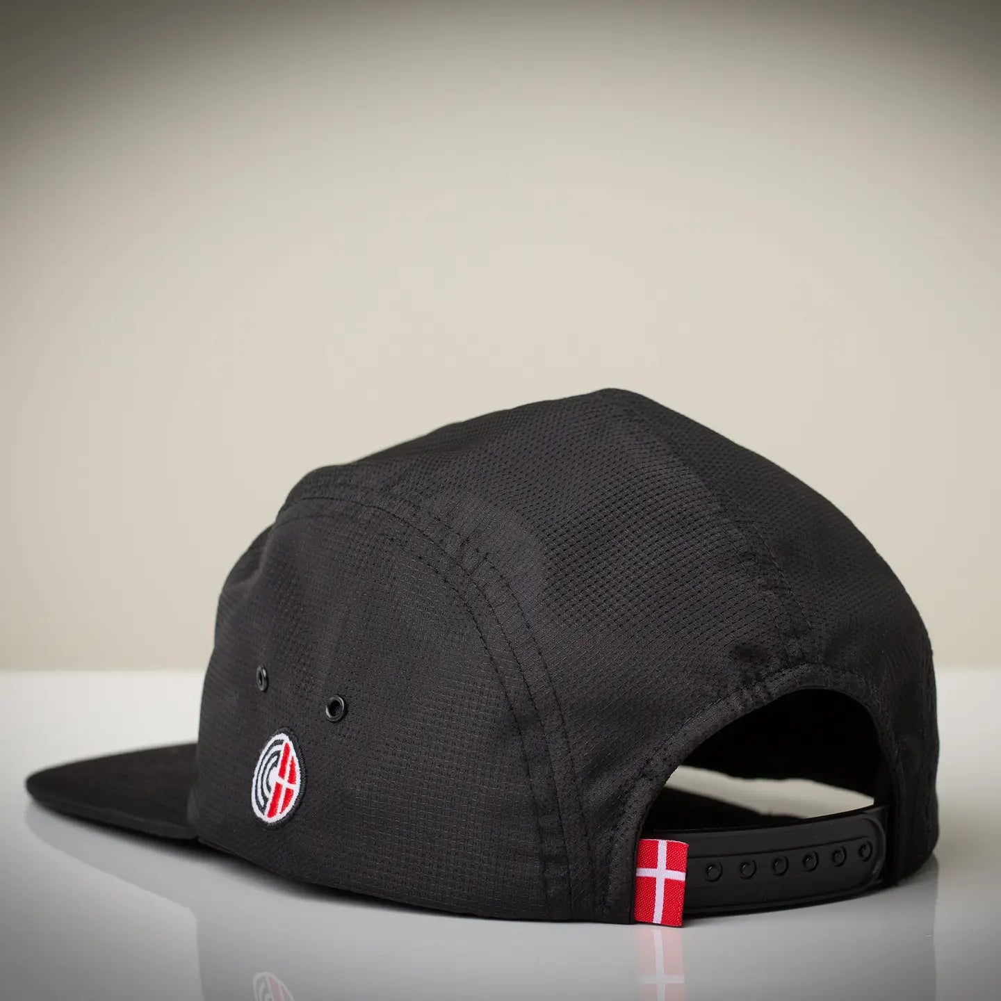 5 Panel Cap - Pitch Black X Satin Black