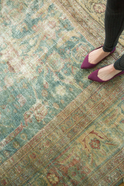 10x11 Antique Mahal Square Carpet