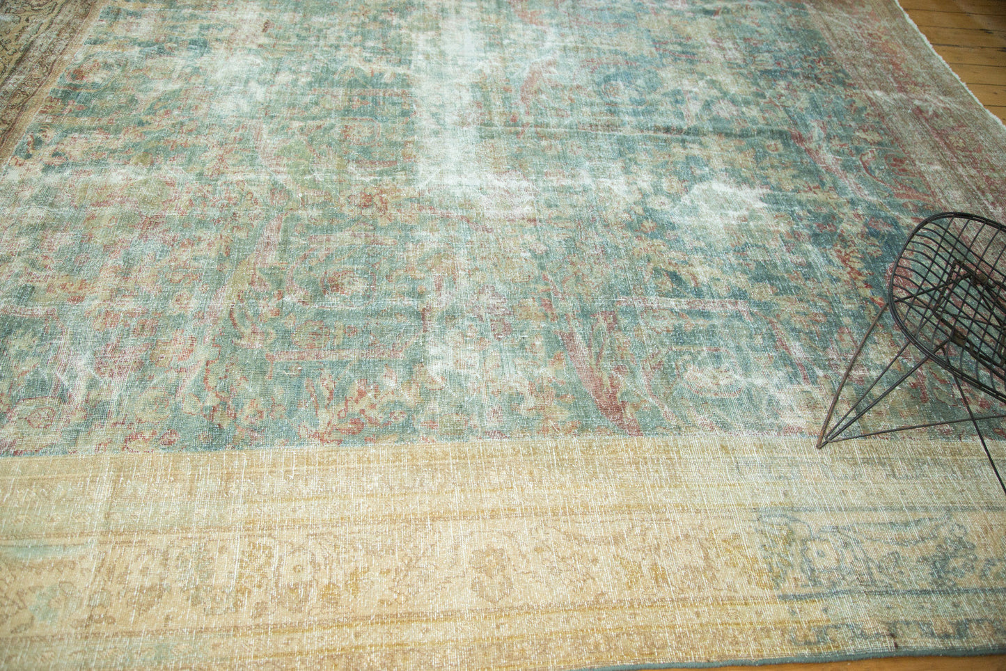 10x11 Antique Mahal Square Carpet