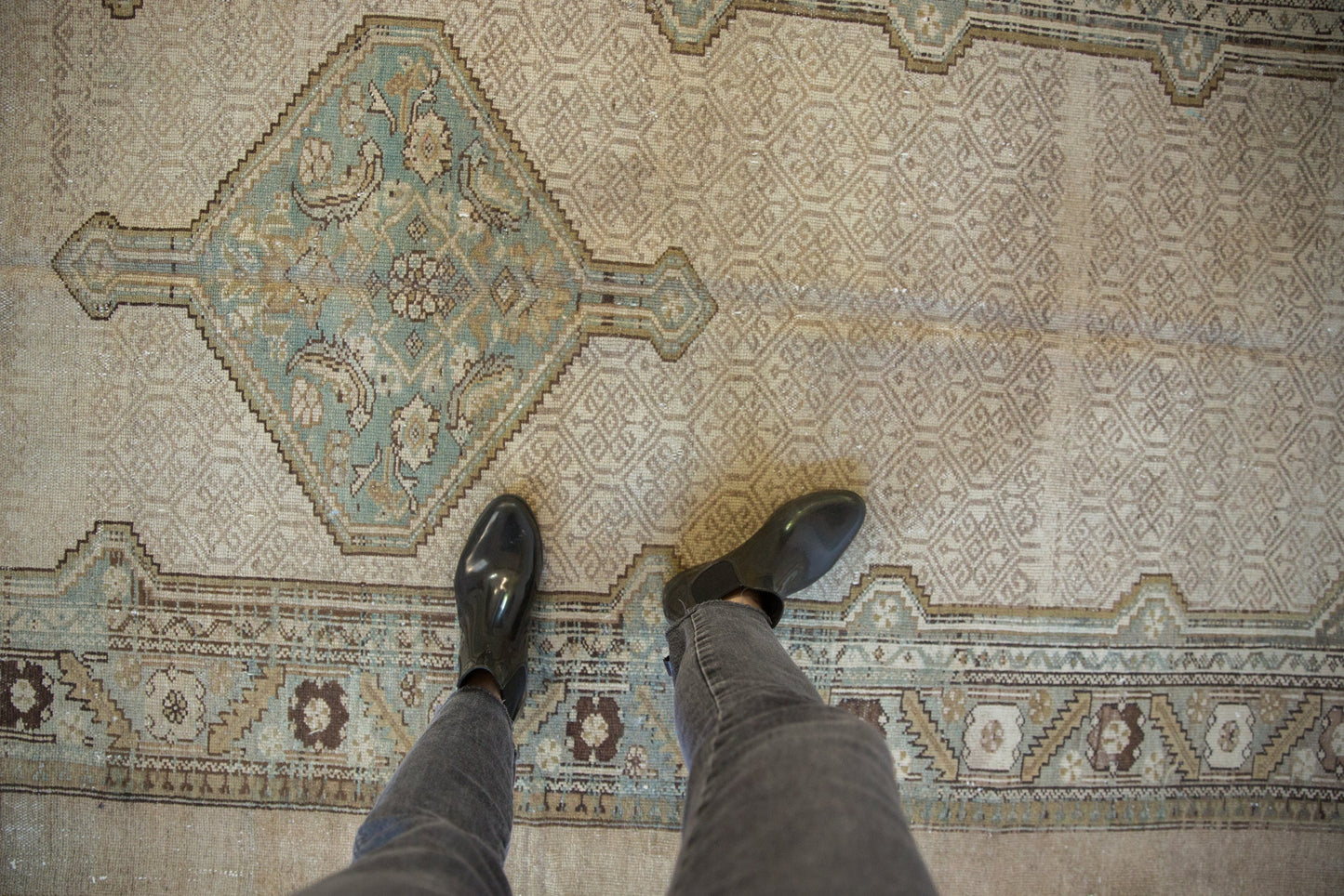 5x11 Vintage Distressed Serab Rug Runner